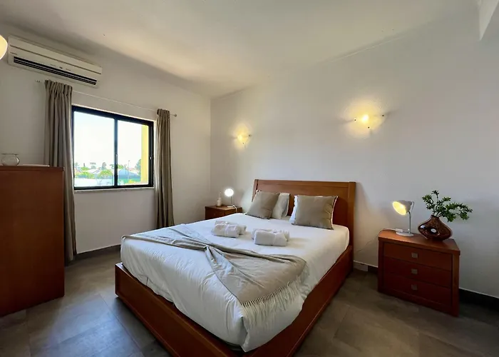 Lägenhet Tropical View 1 With Pool By Homing *