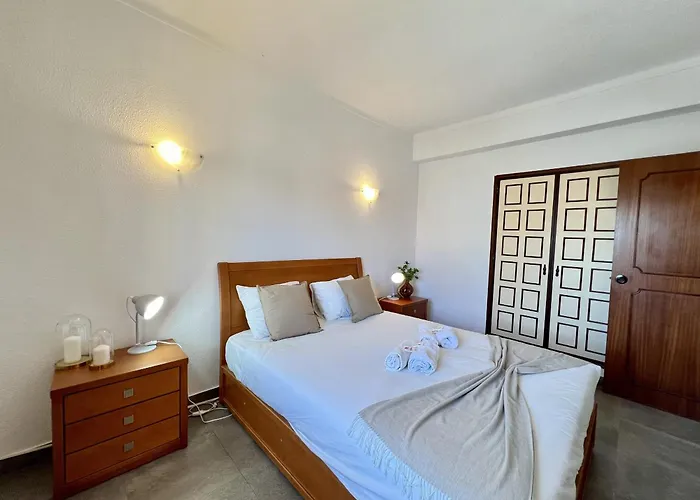 Tropical View 1 With Pool By Homing Lägenhet *